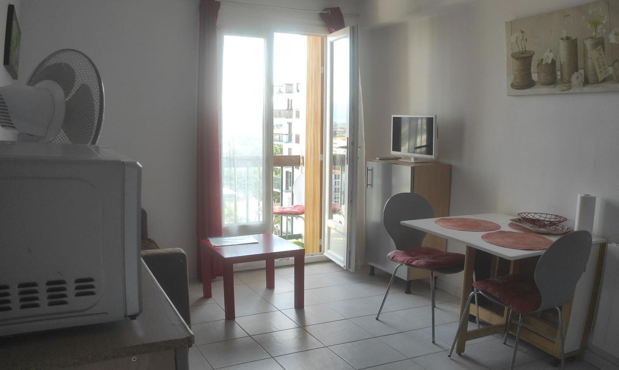 T2 30M2 Au Calme, Vue Montagnes, Apercu Mer Apartment Perpignan Exterior foto